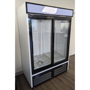 Valpro VP2R-48LHC Refrigerador exhibidor de dos puertas corredizas de vidrio 48 pies cúbicos