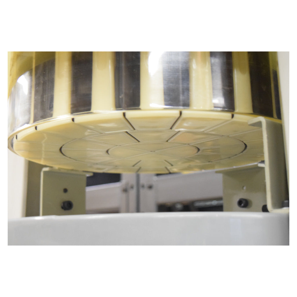 American Eagle AE-DD36 Automatic Dough Divider, 2.4 lb - 8 lb Dough Capacity